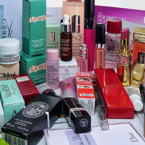 Luxurycloset13 is Live!!! - Picture 4 of 13